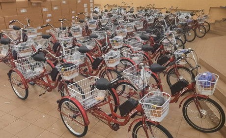 Електровелосипеди від міжнародних благодійників - допомога соціальним працівникам