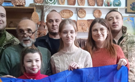 ТО “Креатив” передали військовим зароблені кошти