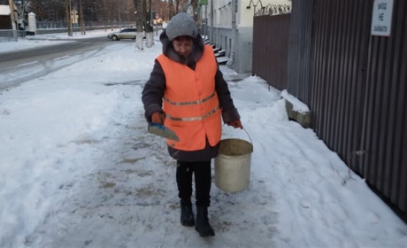 Звягель обирає найкращого двірника року: подати кандидата можна до 25 лютого