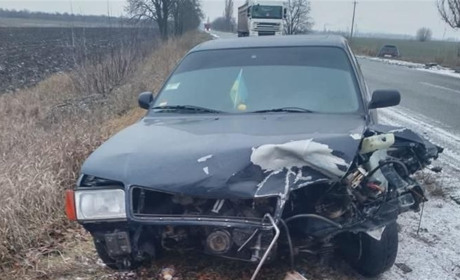 Перша ожеледиця: три автотрощі в Петропавлівці та на трасі