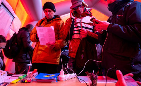 Де зігрітися та зарядити телефон у Звягелі та районі: повний список Пунктів незламності