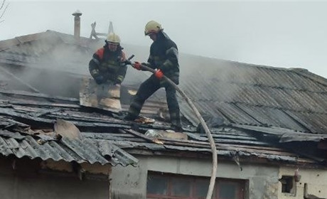 У Фастові на вулиці Тимофія Рудяка горів будинок