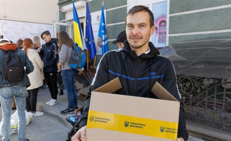 В Ірпені відкрили хаб для переселенців з Луганщини: як отримати допомогу?
