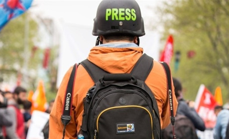 Україна в першій сотні