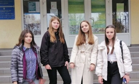 Юні славутчани вибороли перші місця на науковій конференції в Хмельницькому