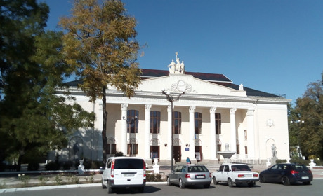 Виконком, футбол, ярмарки, ювілеї 