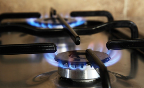 Ціна на газ у березні 2020 для населення знову знизилася: скільки платитимуть сватівчани