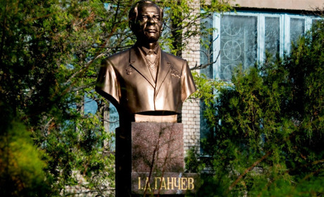 До Дня будівельника: про особистість Ганчева та Альма-матер будівельних професій у Нікополі