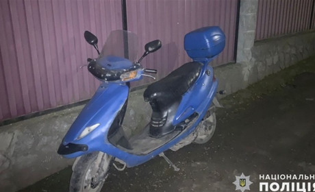 36-річний кіцманчанин не впорався з керуванням мопедом