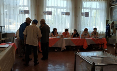 На Сватівщині у депутати Нижньодуванської селищної ради йдуть 53 кандидата