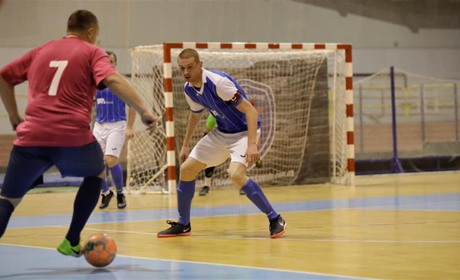 У центральному матчі з футзалу «Агросвіт» поступився «Рятувальнику»