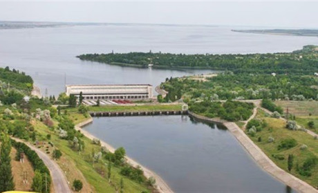 Навіщо фермерам дамби в каналі