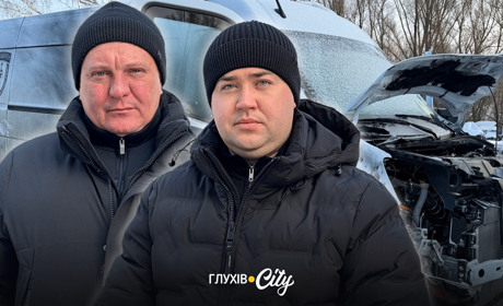 «Білі янголи» в пеклі війни: росіяни вдарили по авто поліцейських, які рятували людей з Глухівщини