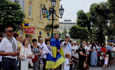 Скільки дрогобичани відпочиватимуть у 2024 році: календар свят та вихідних