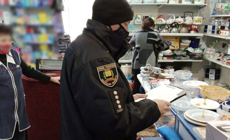 Поліція перевіряє волноваських підприємців на дотримання карантинних обмежень