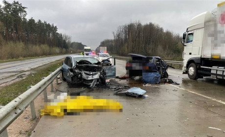 У поліції шукають свідків ДТП, що сталася на трасі 15 квітня: деталі смертельної автотрощі