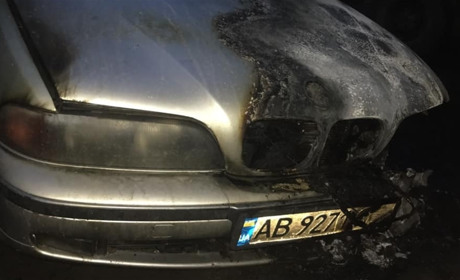 В Барі знову підпалили авто власників фермерського господарства