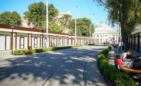 В Одесі навколо Старосінної площі планують облаштувати платний паркмайданчик на дві сотні машин