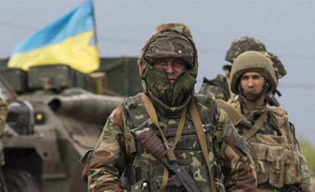 Воєнний стан та мобілізацію в Україні продовжили з 25 травня на 90 діб