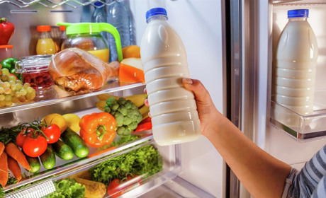 Що їсти й пити, аби краще переносити спеку: поради дієтолога