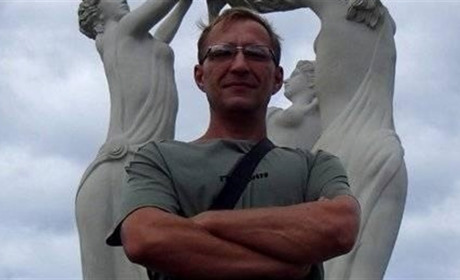 Захисник Олександр Розлач віддав життя за український Донбас, допомаючи артилерії накривати ворога