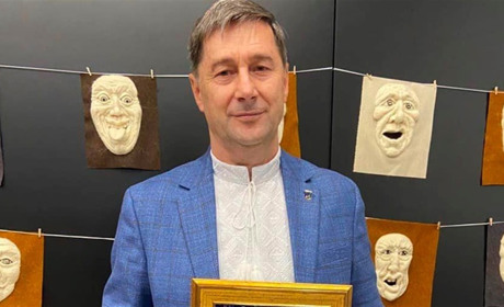 Олександр Книга: «Культурний фронт у бою!» Розповідаємо про те, як живе херсонський театр