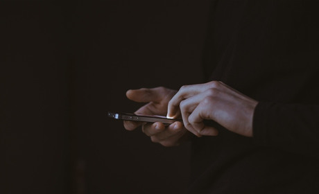 Стали доступними безкоштовні юридичні консультації в смартфоні