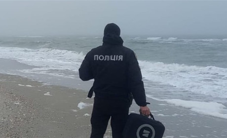 Вийшли в море вночі та зникли: на Одещині розшукують двох рибалок