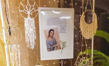 Дошка жіночих бажань: у Южному відкрили неймовірну фотовиставку