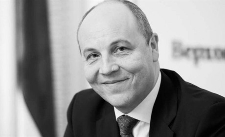 Серед білого дня: у Львові вбито колишнього спікера Верховної Ради Андрія Парубія