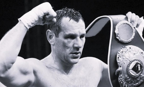 Боксера з Каховки повісили