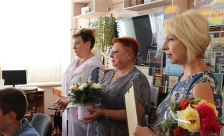 У Смілі відбулася презентація збірки поезій Тетяни Шугар - Благодарної