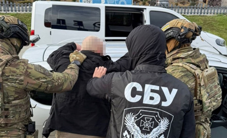 СБУ затримала нетішинця, який «вирішував питання» з військовим обліком