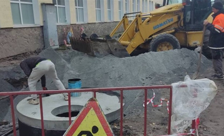 На вул. Рівненська під'єднали нову лінію до мережі централізованого водопостачання