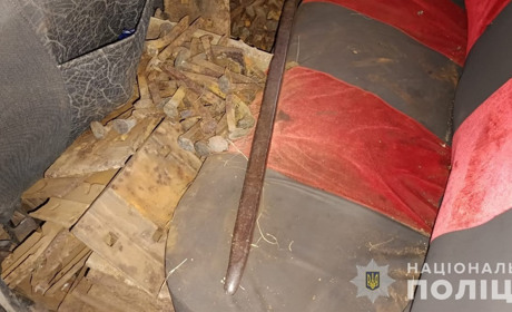 Обікрали підприємство: у Жовтих Водах поліцейські встановили трьох крадіїв