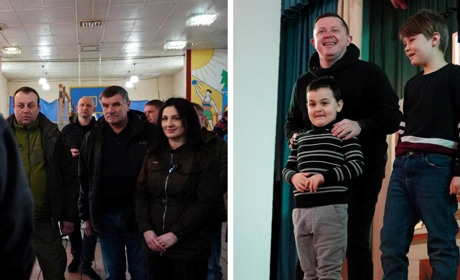 Для дітей переселенців у Жмеринці Ірина та Сергій Борзові влаштували виступ зірок «Ліги Сміху»