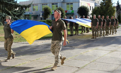 В Барі відбулися заходи до Дня Державного Прапора України: фото