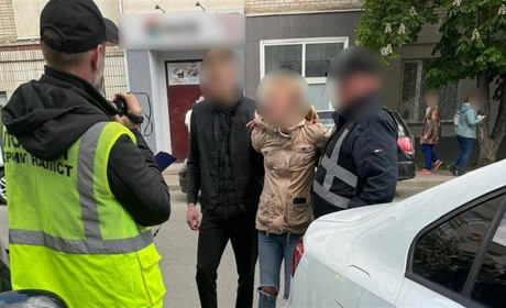 Матір, яка намагалась продати немовля за 30 тисяч доларів, засудили на чотири роки позбавлення волі