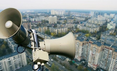 Відбій повітряної тривоги? Не поспішайте виходити на вулицю: поради ДСНС