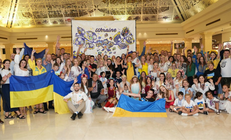 Українські серця зазвучали в унісон на заході до Дня Незалежності України в Дубаї