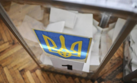 Рятувальники перевіряють безпечність виборчих дільниць у Конотопі