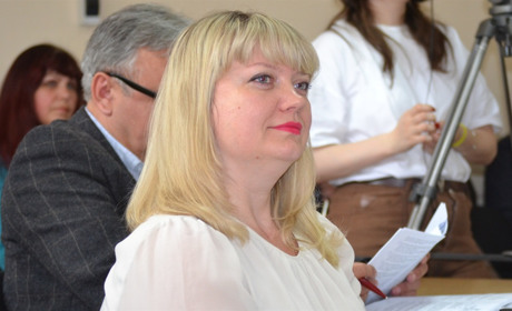 Чому в Южноукраїнській міськраді почалися чвари? Інтерв'ю з депутаткою Оленою Петриною