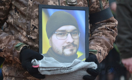 Природа тужила разом із людьми: в Южноукраїнську попрощалися з 25-річним Михайлом Спринським