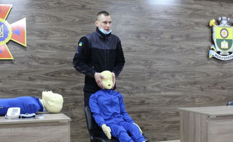 Рятувальники навчають містян наданню домедичної допомоги
