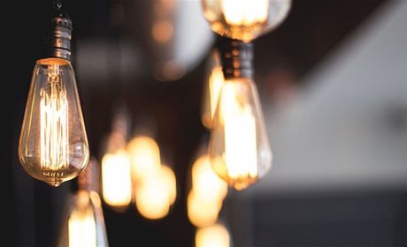 Графік погодинних відключень світла на вівторок, 25 листопада