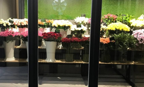 Магазин квітів FLOWERS.UA в місті Умань, вулиця Незалежності, 9/8