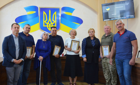 На засіданні громадської ради відзначили патріотів 