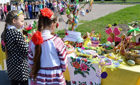 У музеї і просто неба! У Корюківці відбулися великодні виставки