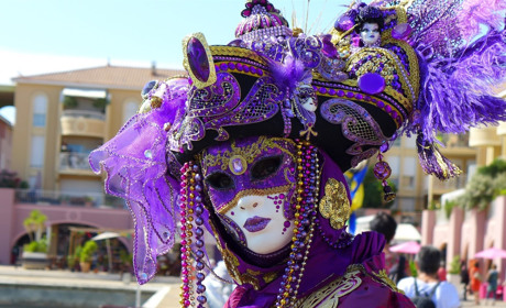 Хто є хто: впізнайте відомих сватівчан у масках — карнавальних і медичних