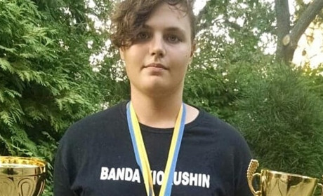 Одинадцятикласниця Нижньосірогозької школи виборола срібло й бронзу на чемпіонаті України по карате